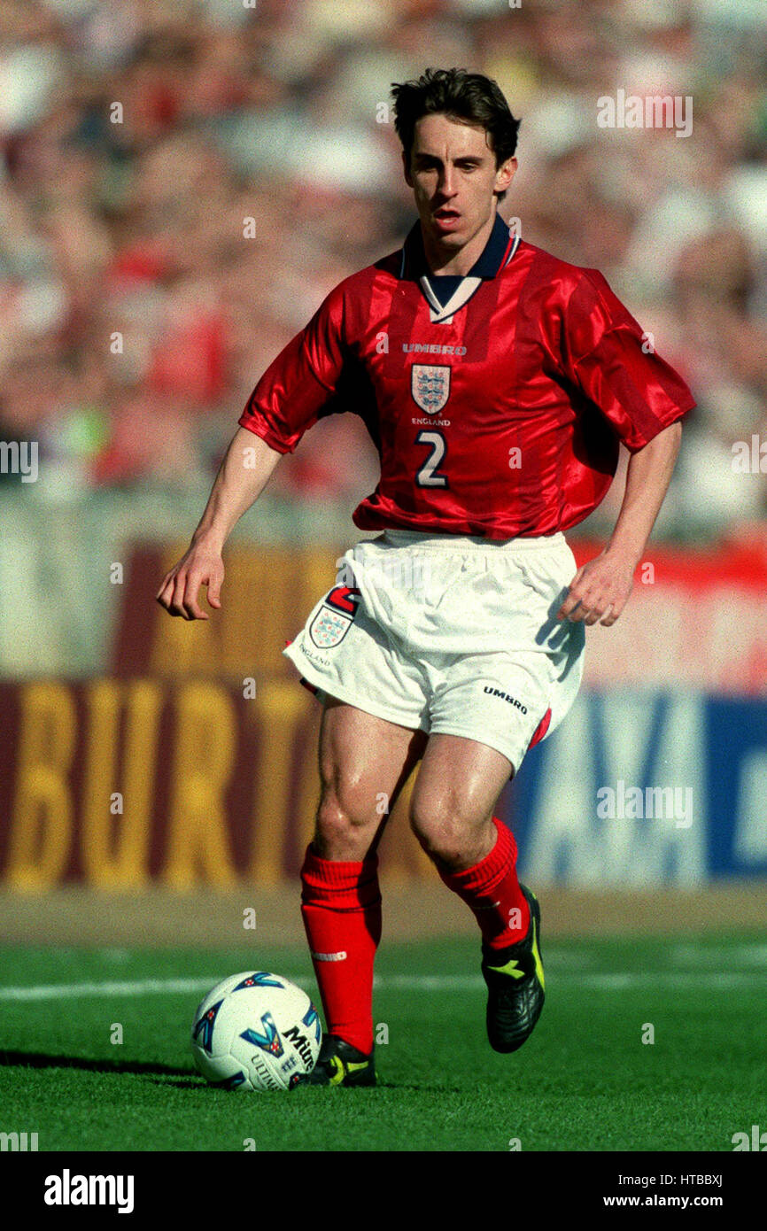 GARY NEVILLE ENGLAND & MANCHESTER UNITED FC 27 March 1999