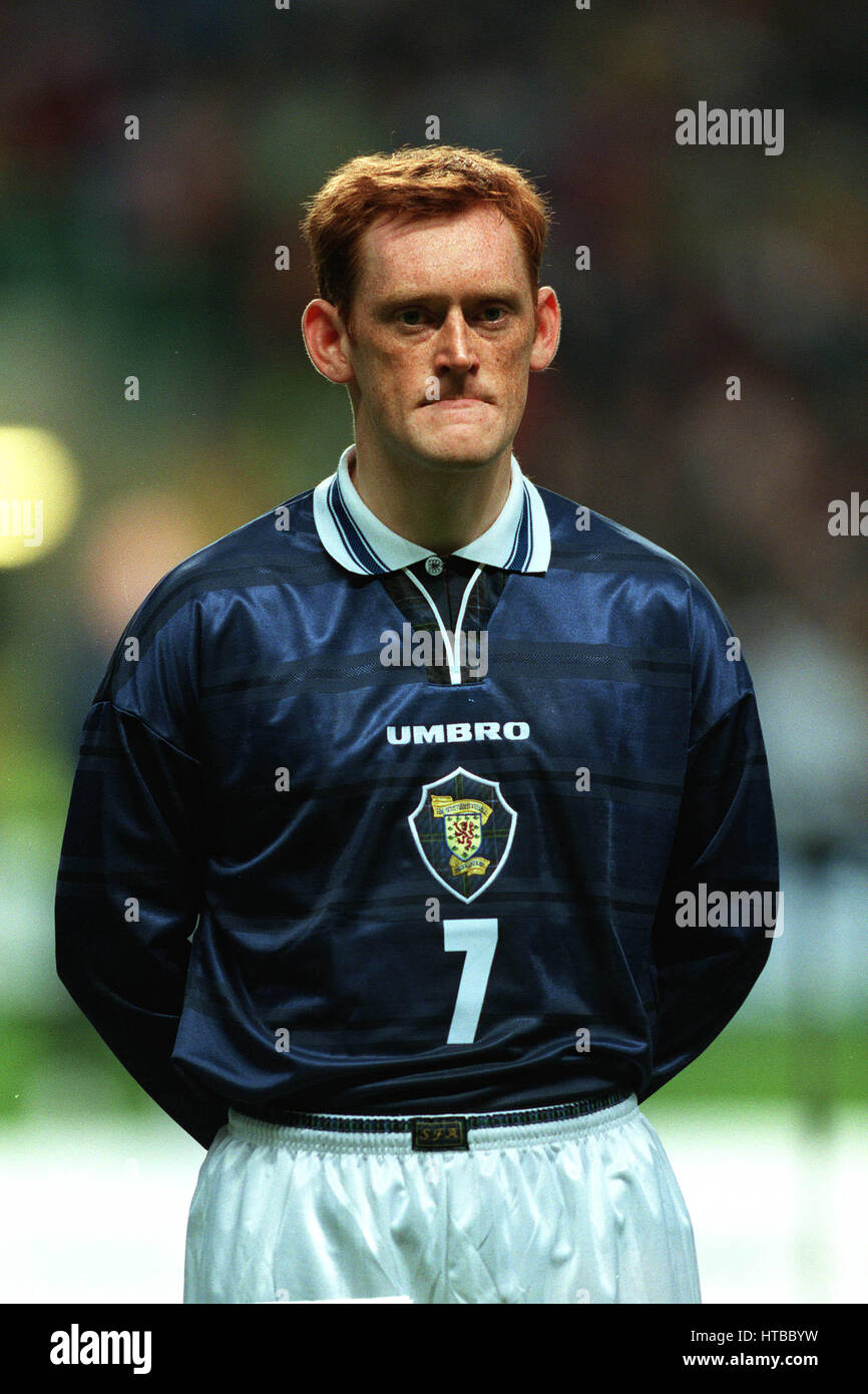 DAVID HOPKIN SCOTLAND & LEEDS UNITED FC 01 April 1999 Stock Photo