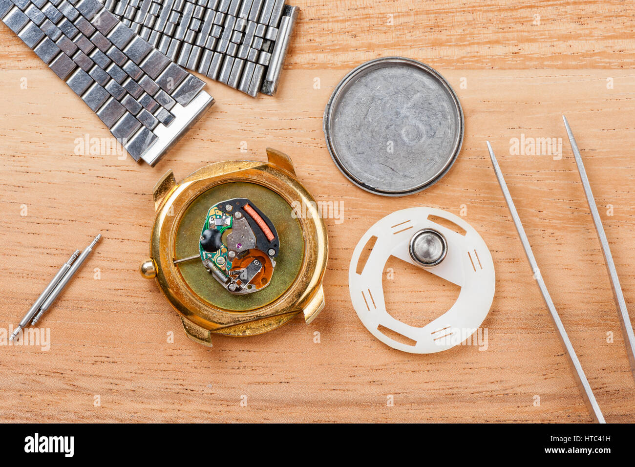 replacement battery of wrist watch, reparing the watch Stock Photo Alamy