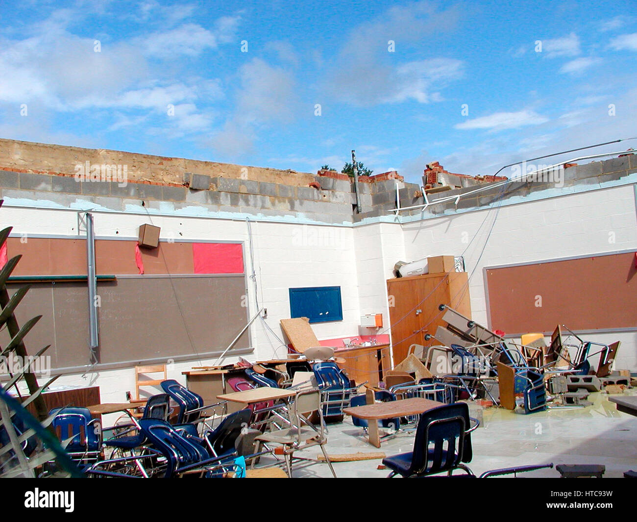 tornado damage to Laurel High School 2001 Laurel, Md Stock Photo Alamy