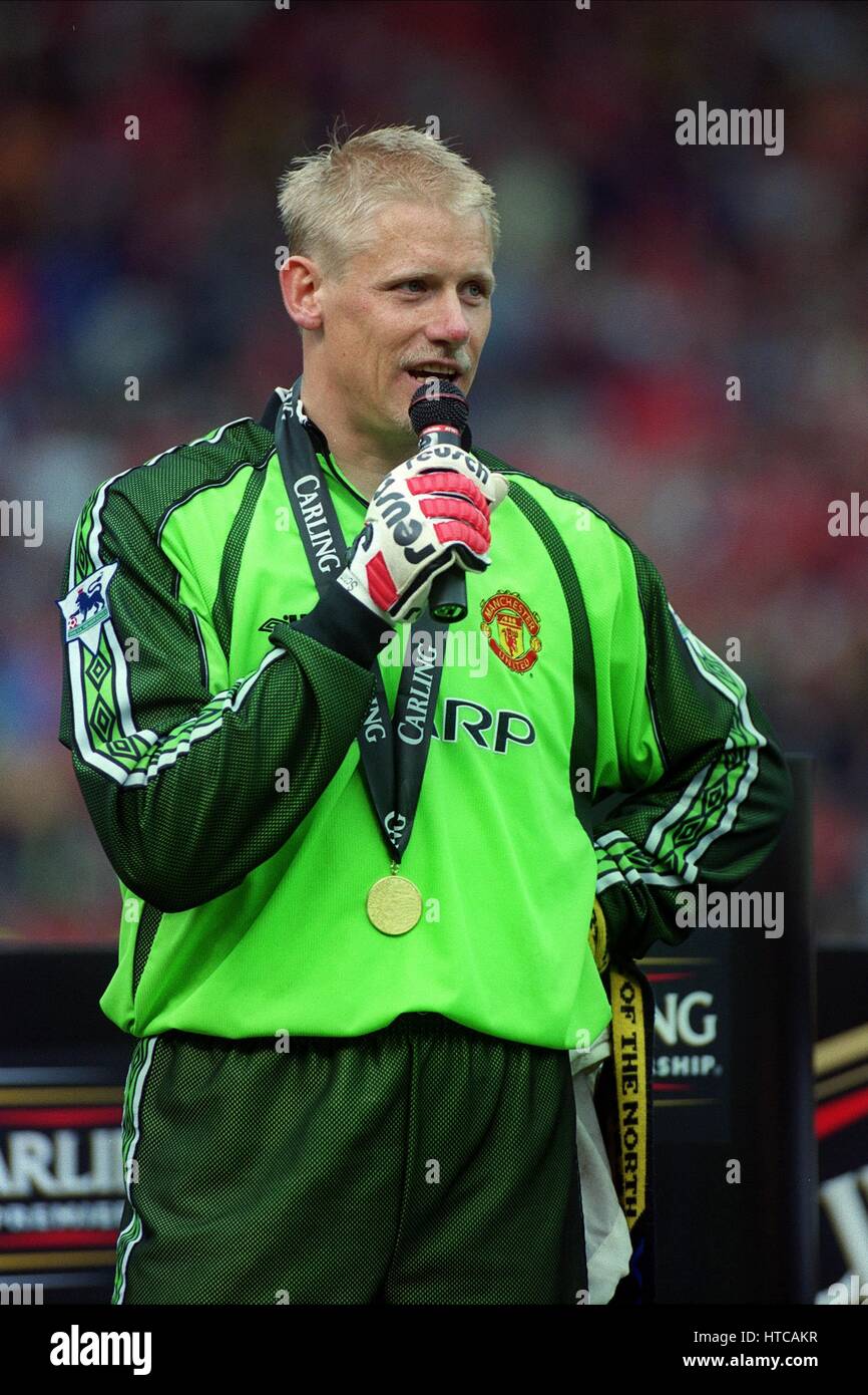 PETER SCHMEICHEL MANCHESTER UNITED FC 16 May 1999 Stock ...