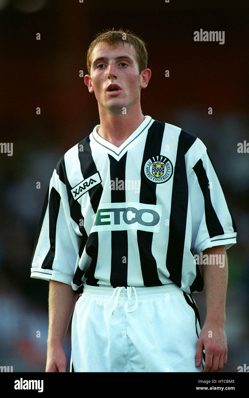 CHRIS KERR ST MIRREN FC 12 July 1999 Stock Photo - Alamy