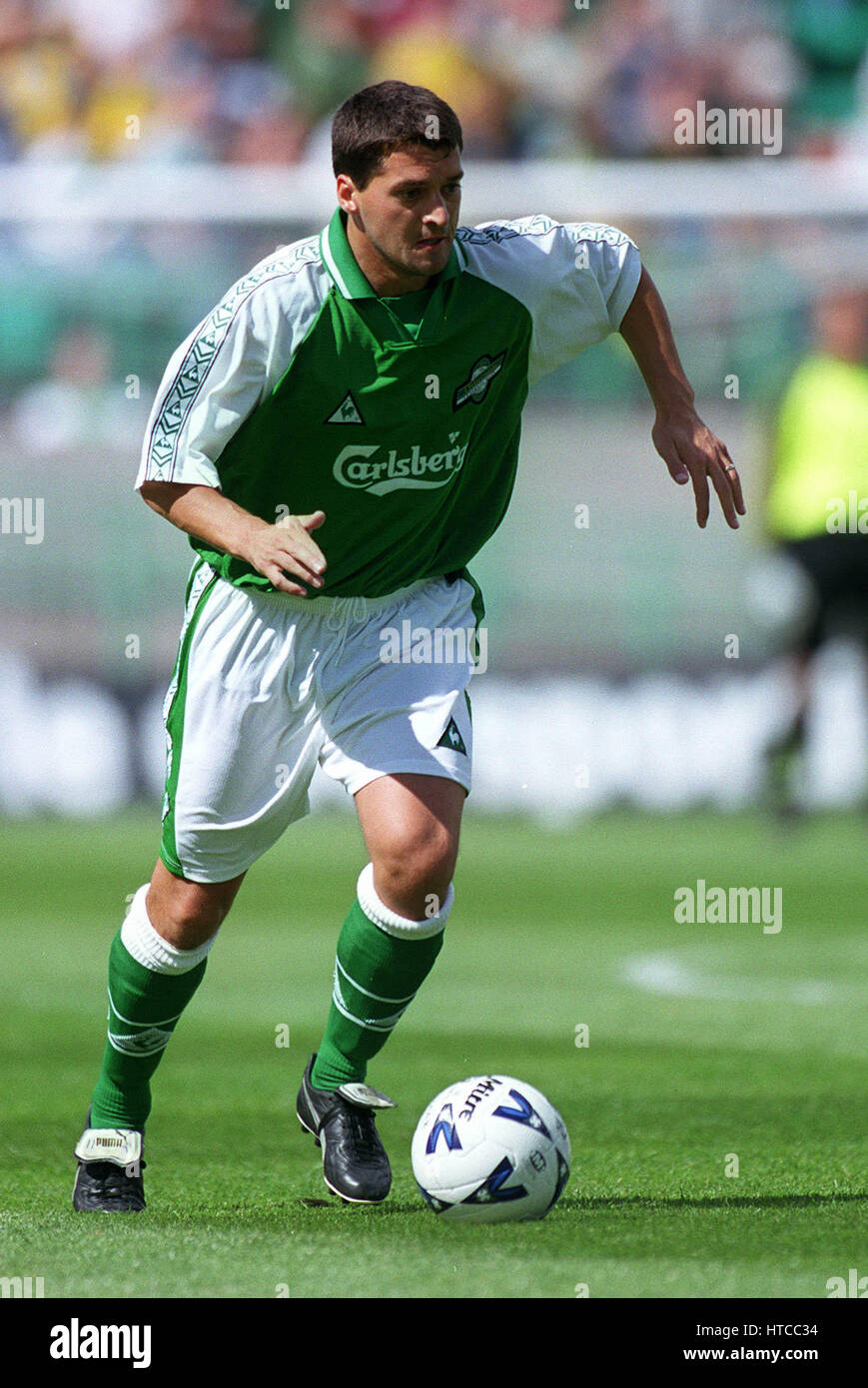 PAT MCGINLAY HIBERNIAN FC 18 July 1999 Stock Photo