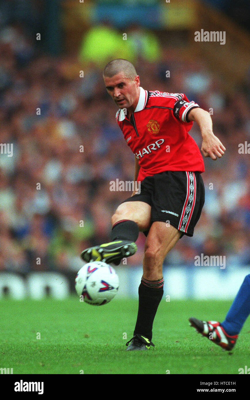 roy-keane-manchester-united-fc-08-august-1999-stock-photo-alamy