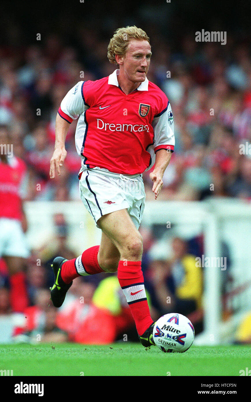 RAY PARLOUR ARSENAL FC 22 August 1999 Stock Photo - Alamy