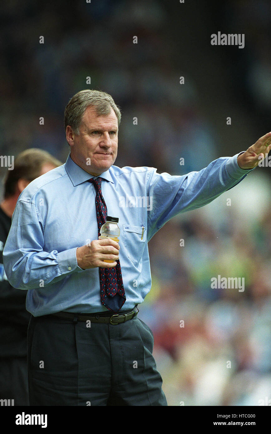 Joe royle manchester city hires stock photography and images Alamy