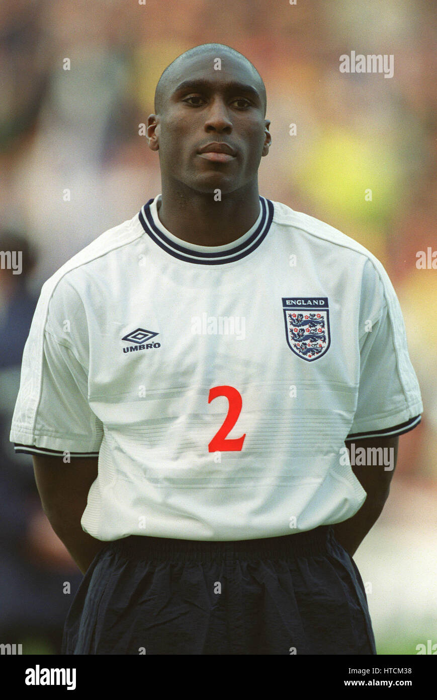 Sol Campbell England Pictures and Photos