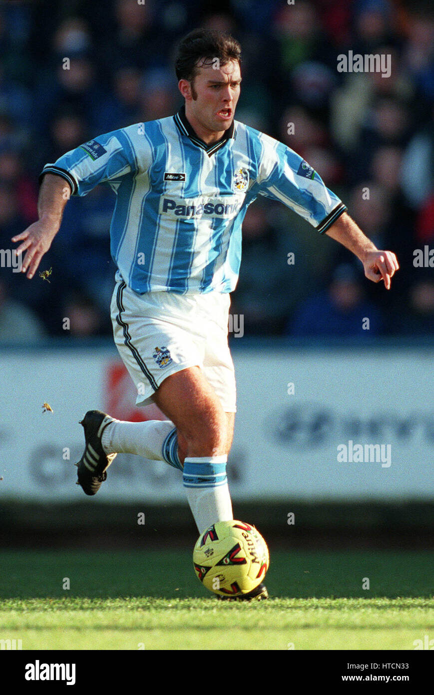 BEN THORNLEY HUDDERSFIELD TOWN FC 28 December 1999 Stock Photo Alamy