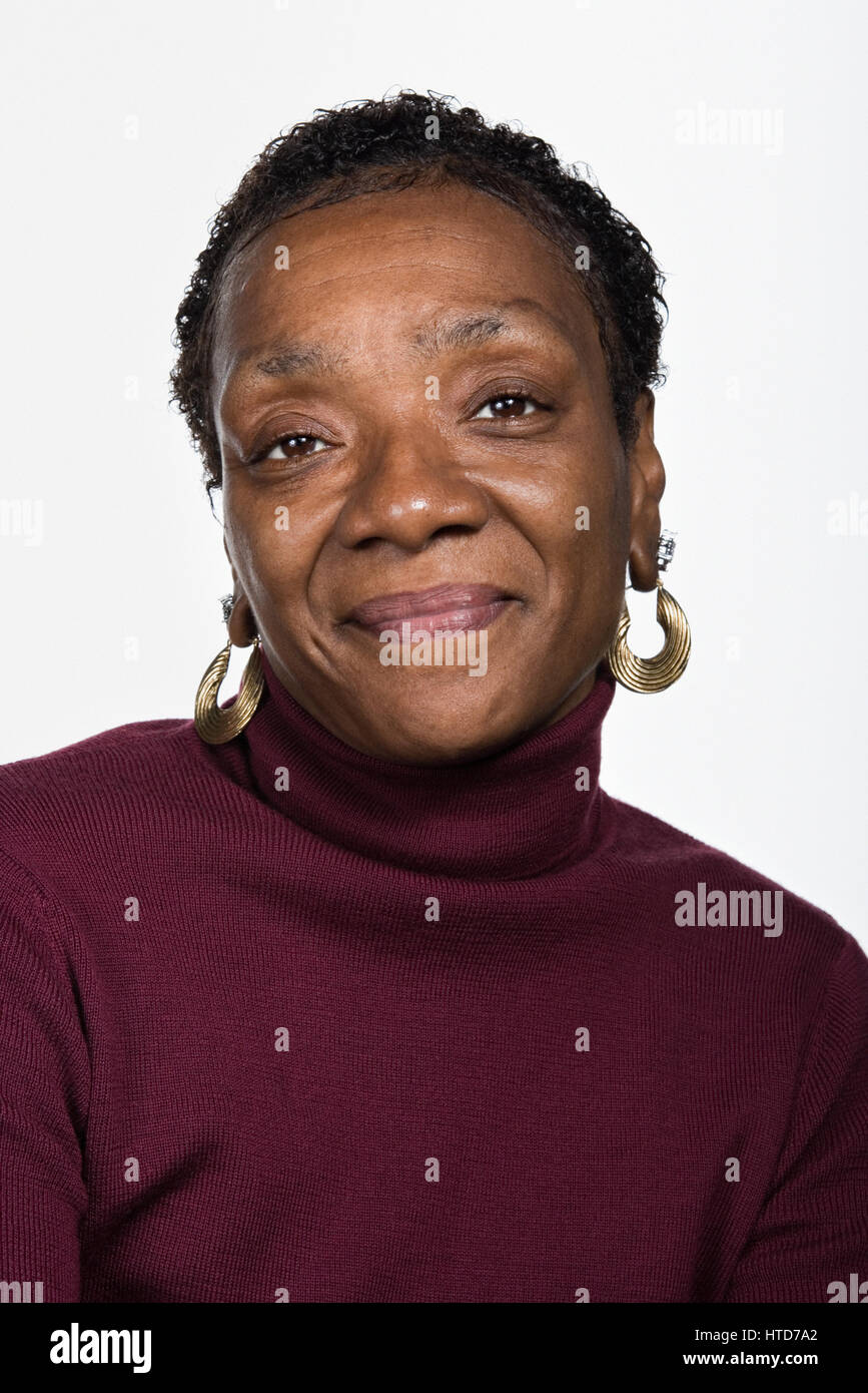 Portrait of mature African American woman Stock Photo - Alamy