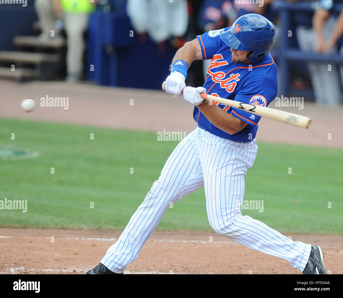 First data field florida hi-res stock photography and images - Alamy