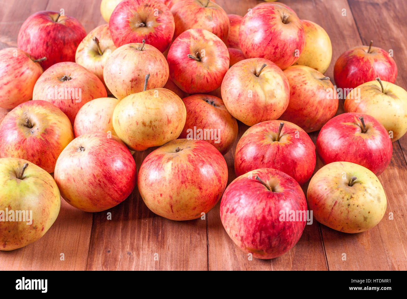 A bunch of red apples fresh harvest Stock Photo Alamy