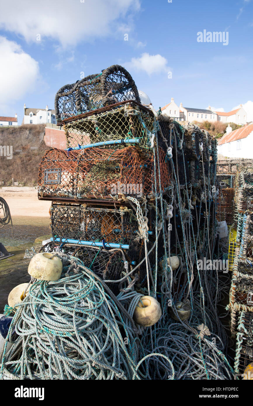 Prawn Rope Prawn baskets hi-res stock photography and images - Alamy