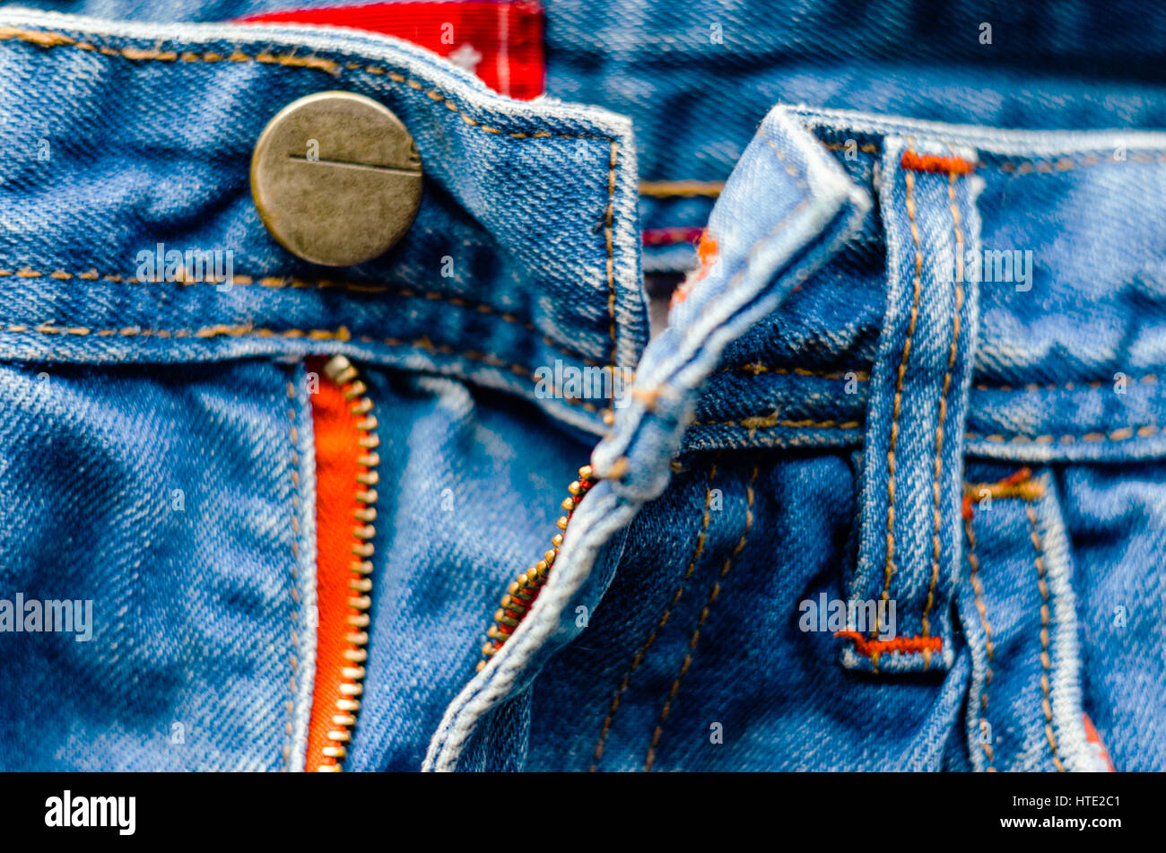 jeans with trouser pockets