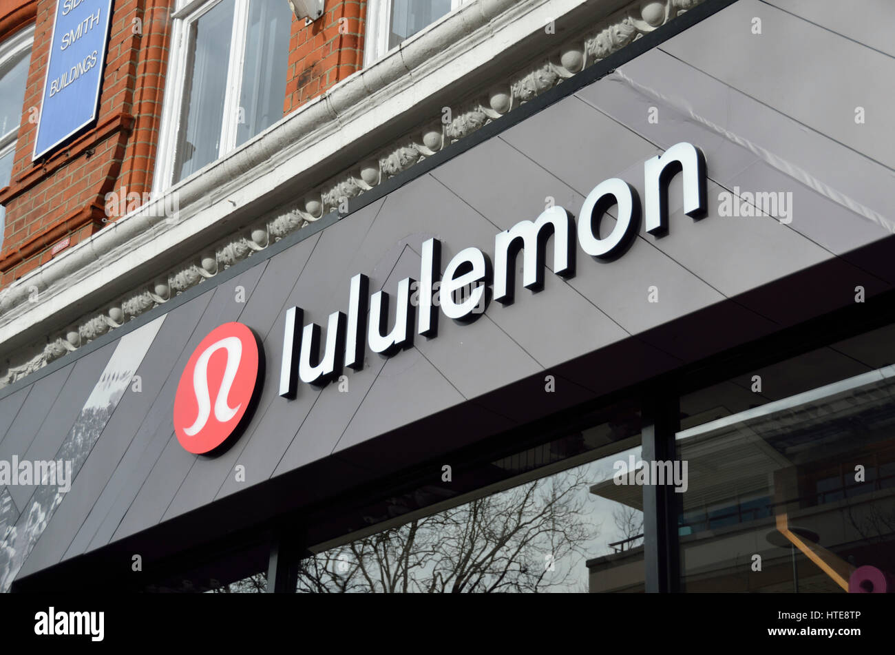 Lululemon Regent Street Stock Photo - Alamy