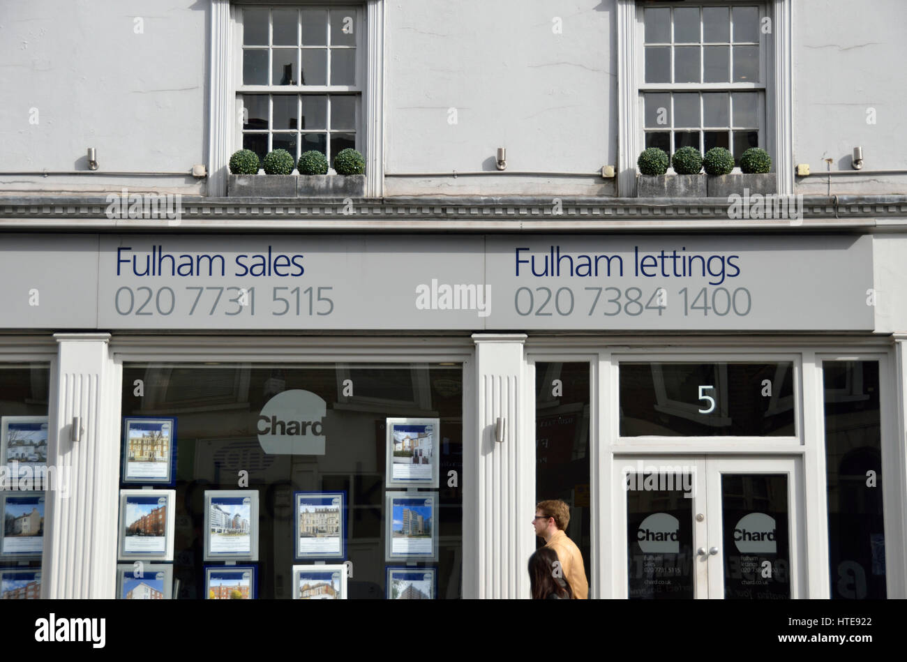 Uk estate agent signs hires stock photography and images Alamy