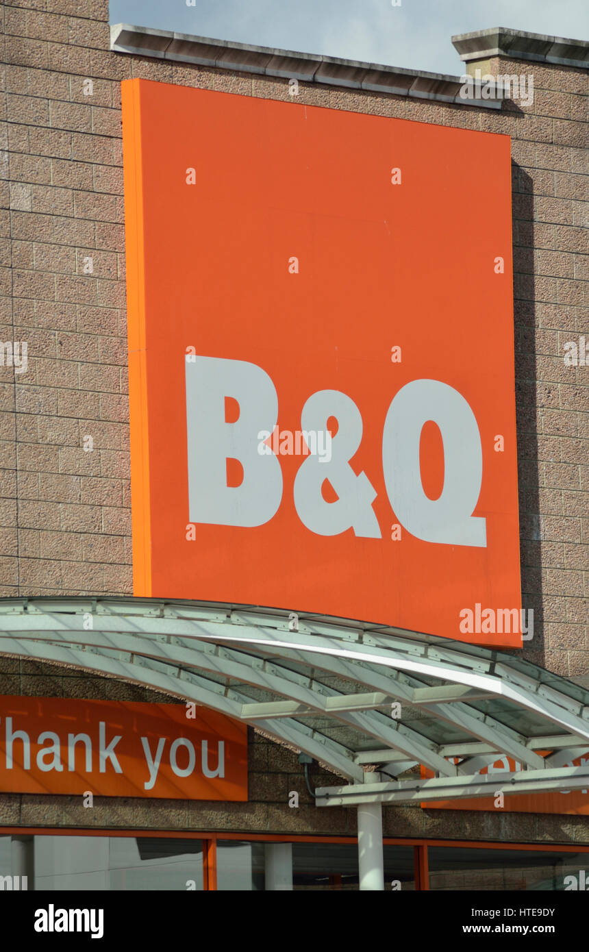 B and q shop hires stock photography and images Alamy