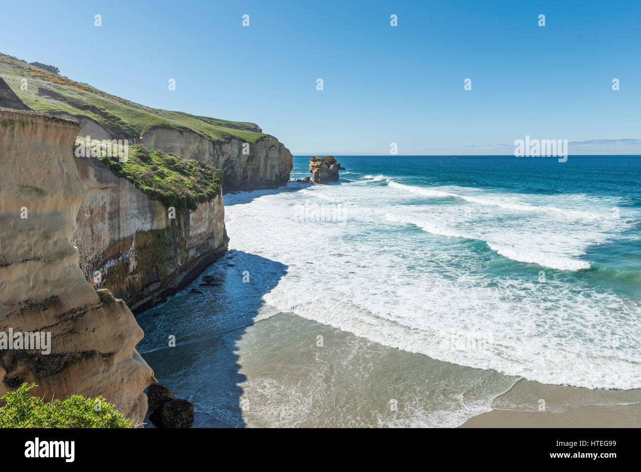 Cliff and Tunnel Beach, Dunedin, Otago Region, Southland, New Zealand Stock Photo Alamy
