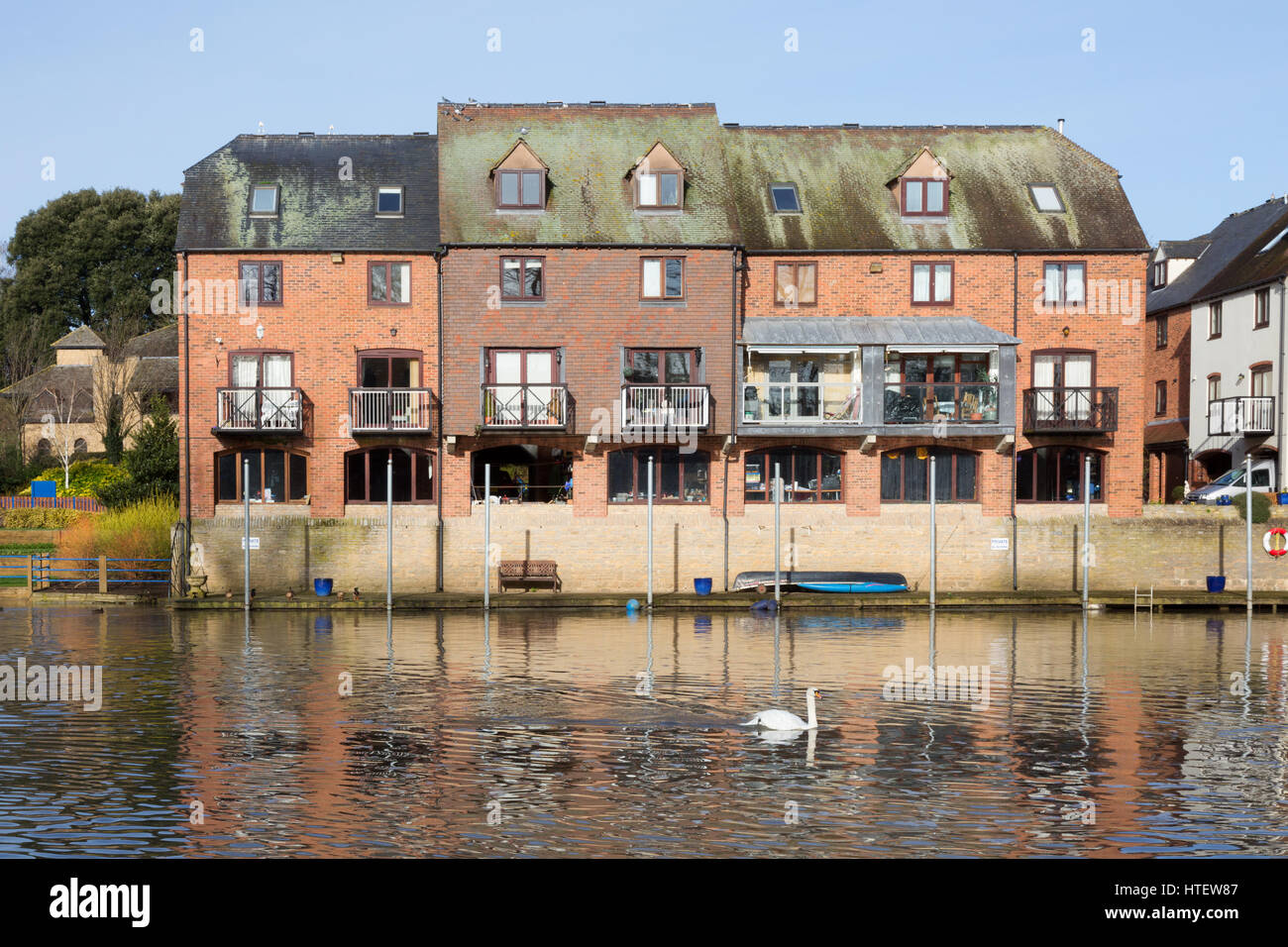 Waterside flats hires stock photography and images Alamy
