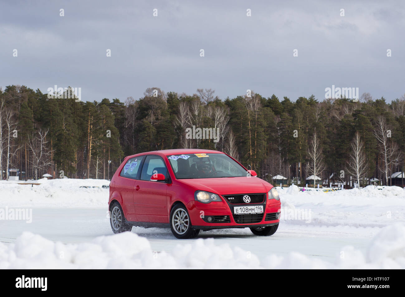 pitch relief Sloppy Ekaterinburg, Russia, February 26, 2017 - III stage "EXTREME ICE 2017"  amateur competitions on the frozen lake "Balto" Volkswagen Polo GTI car,  the dr Stock Photo - Alamy