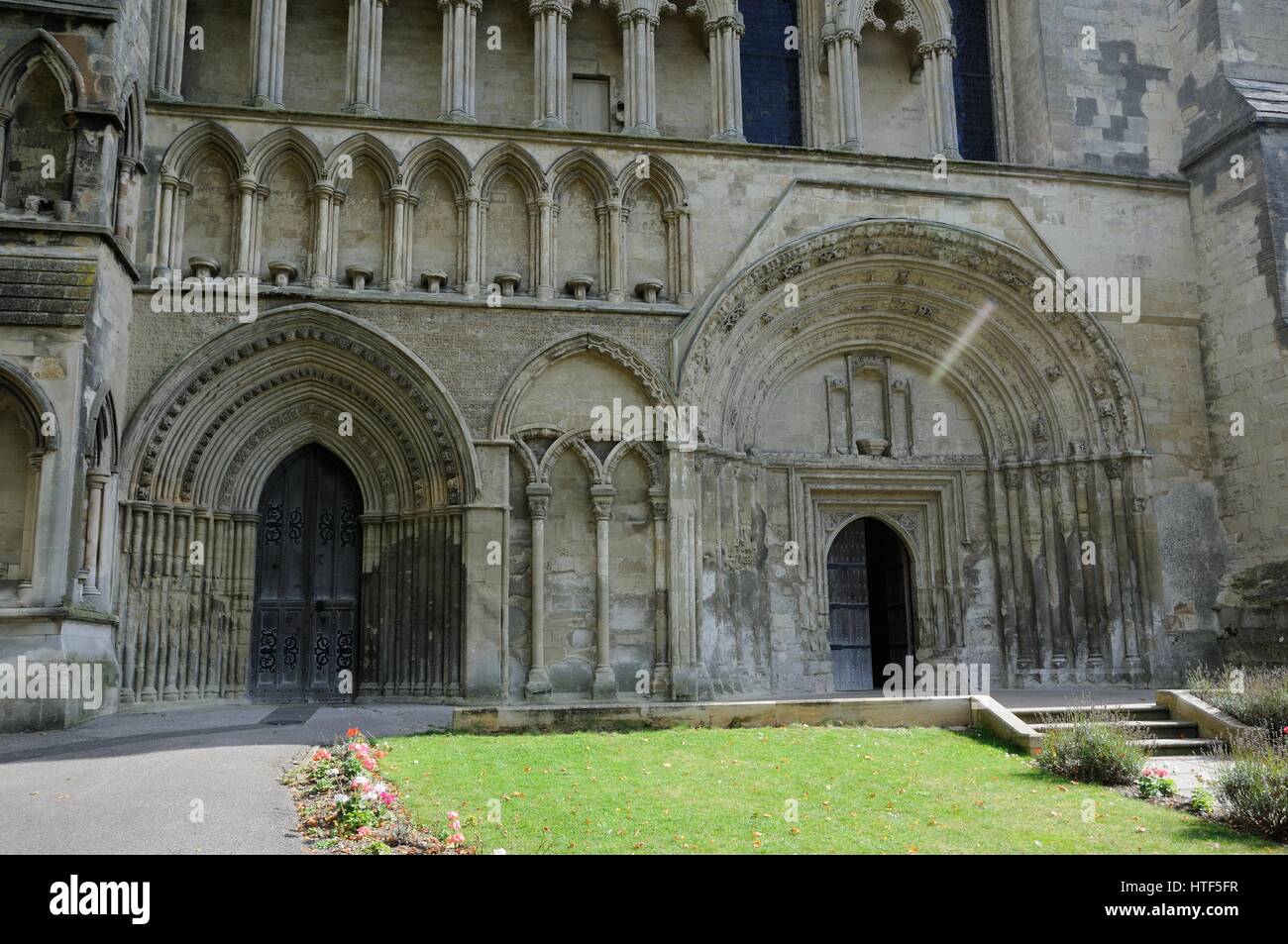 The Priory Church of St Peter, Dunstable, Bedfordshire. The magnificent West Front we see today has the original Norman main doorway. Stock Photo