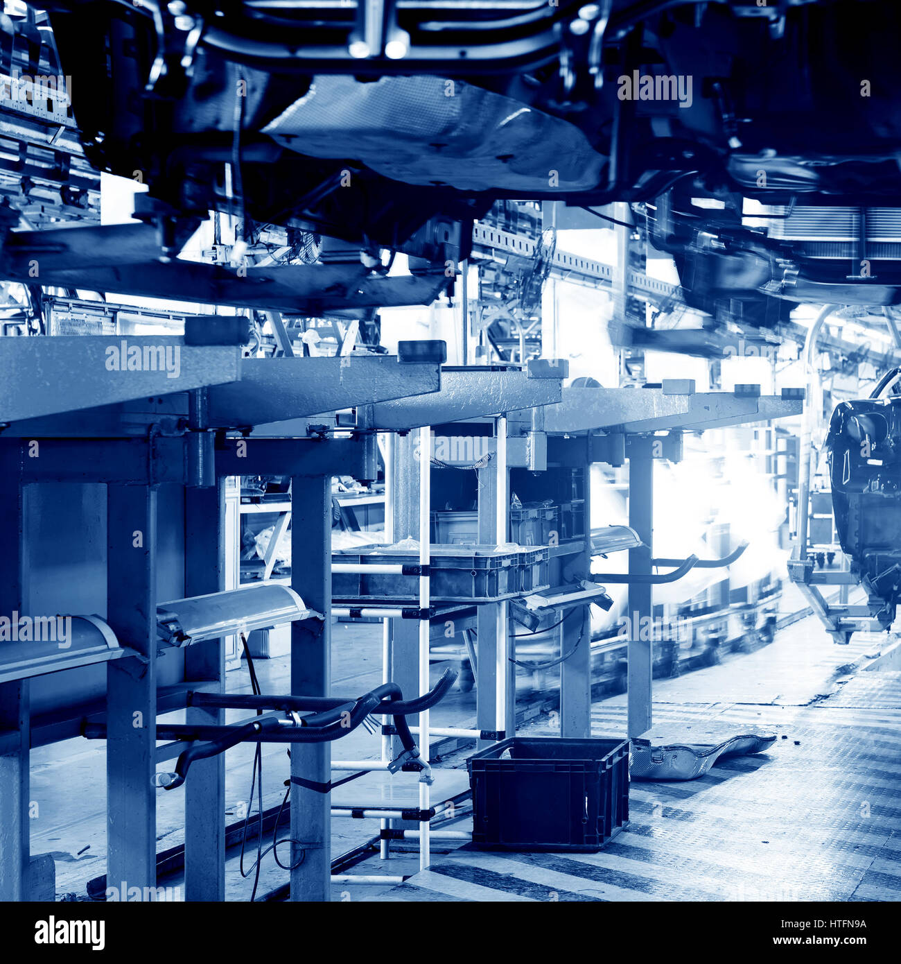 Factory floor, pickup truck production lines Stock Photo Alamy