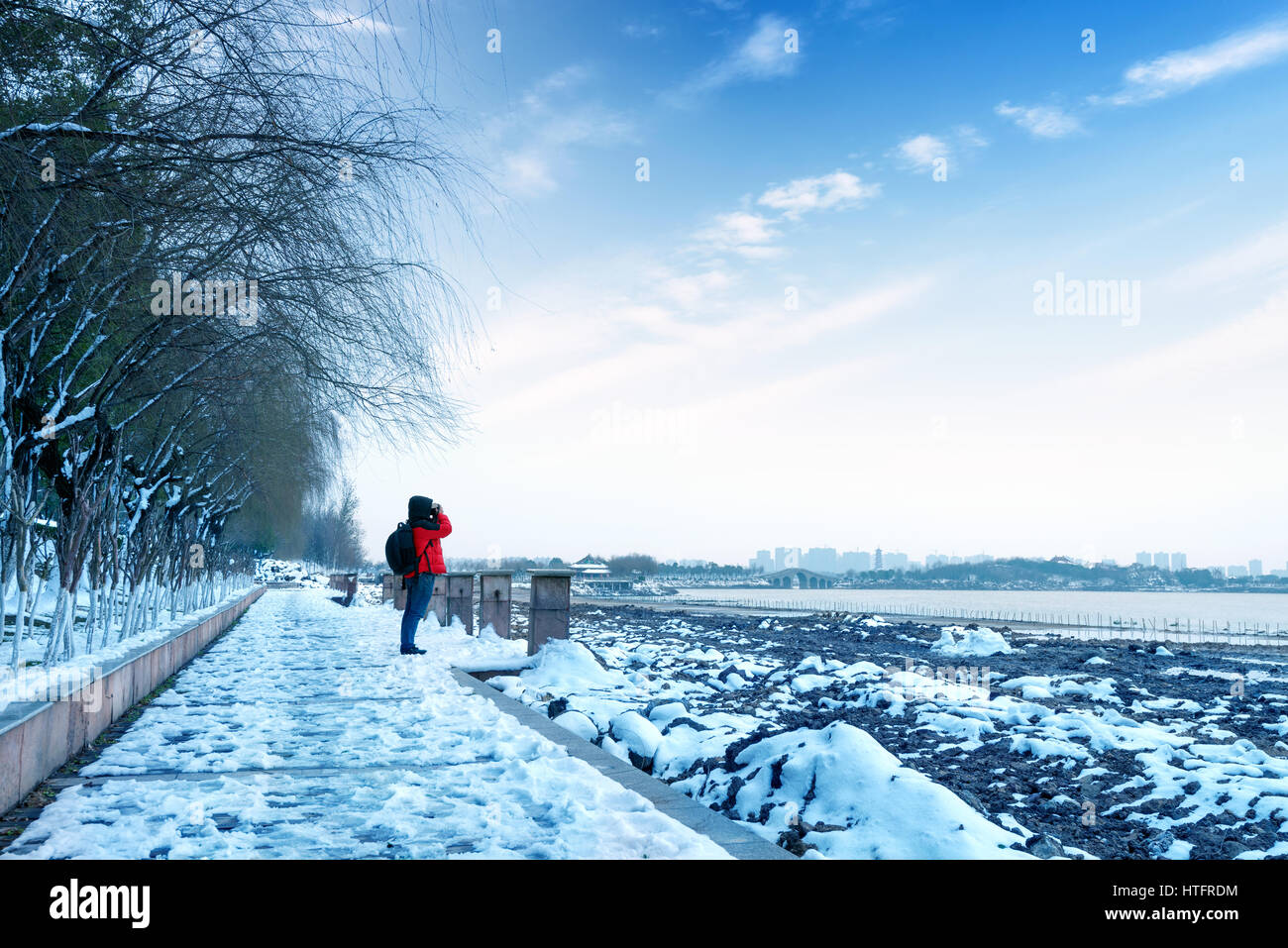 Winter urban landscape snow hi-res stock photography and images - Alamy