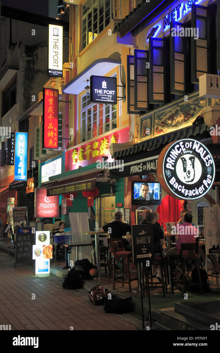 Singapore, Boat Quay, bars, restaurants, people Stock Photo Alamy