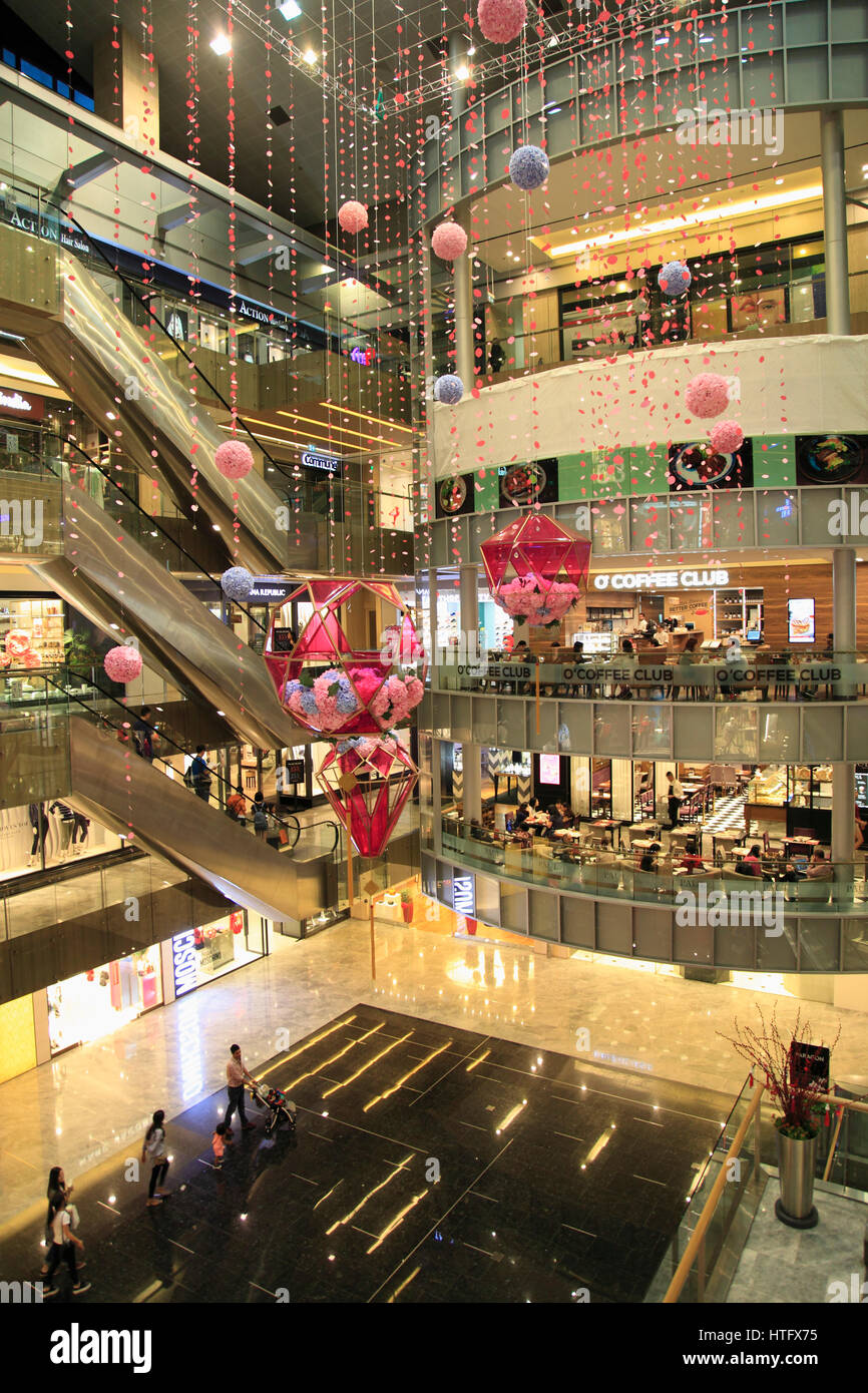 Singapore, Orchard Road, Paragon shopping centre, interior Stock Photo ...
