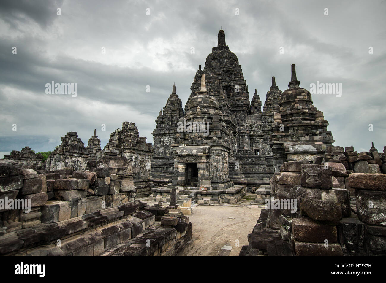 Javanese buddhist architecture hi-res stock photography and images - Alamy