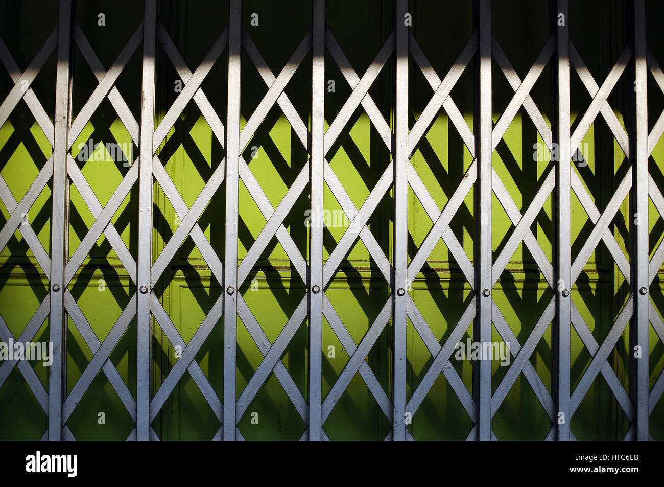 Diamond gate hi-res stock photography and images - Alamy