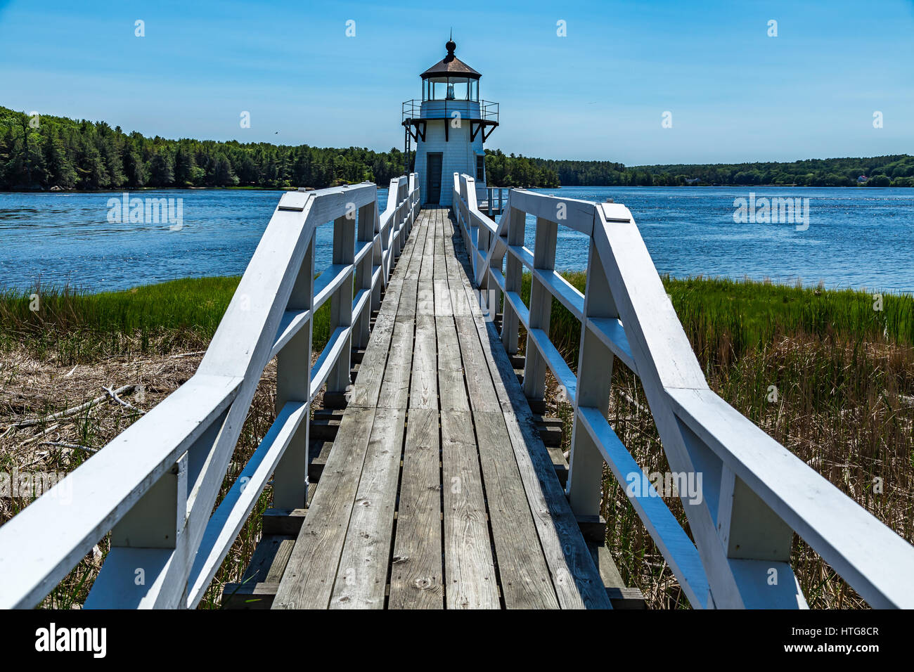 Doubling Point Light is a lighthouse on the Kennebec River in Arrowsic ...
