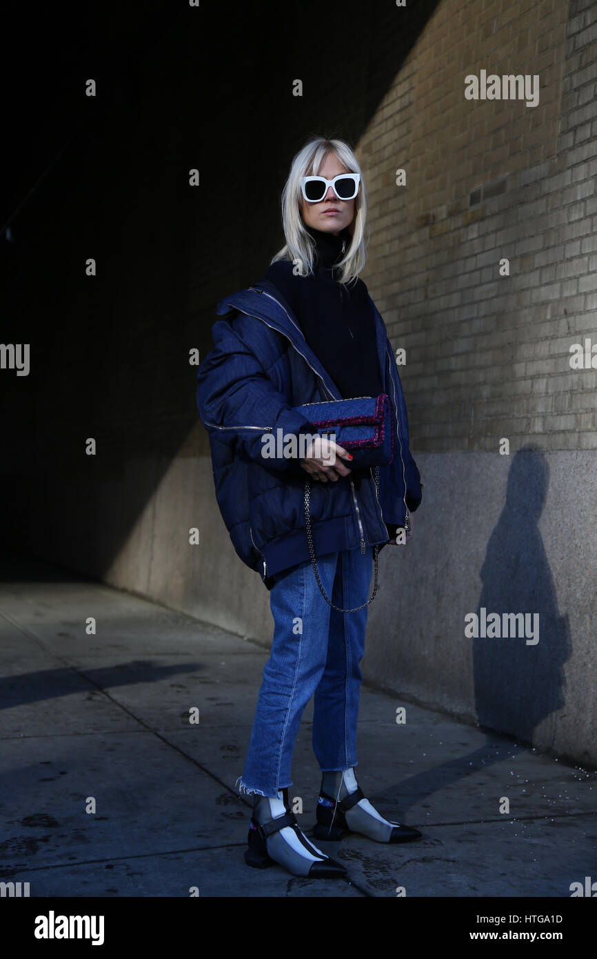 New YorK, 10 Feb 2017  Linda Tol  seen  during Cushnie et Ochs show  ny fashion week RTW  FW17-18 Womenswear. Stock Photo