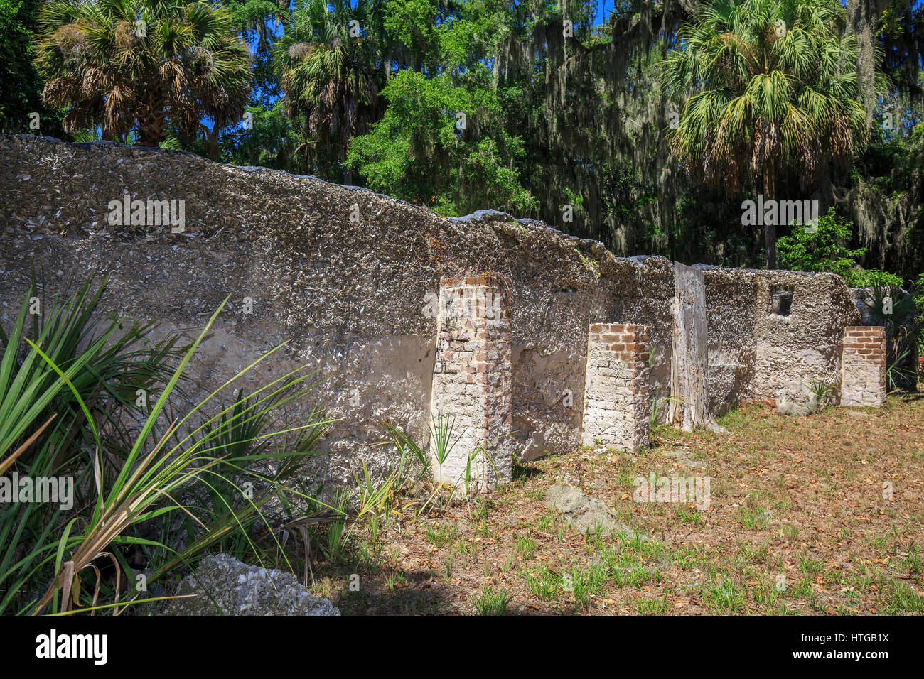Ruins of the plantation house at Wormsloe Plantion Stock Photo Alamy