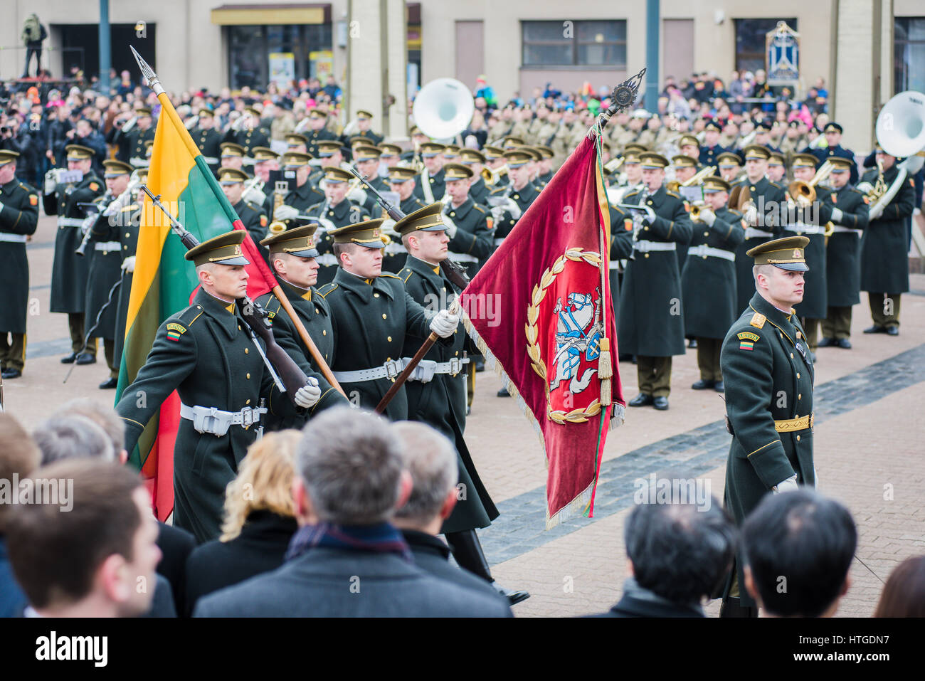 Lithuanian army hi-res stock photography and images - Alamy