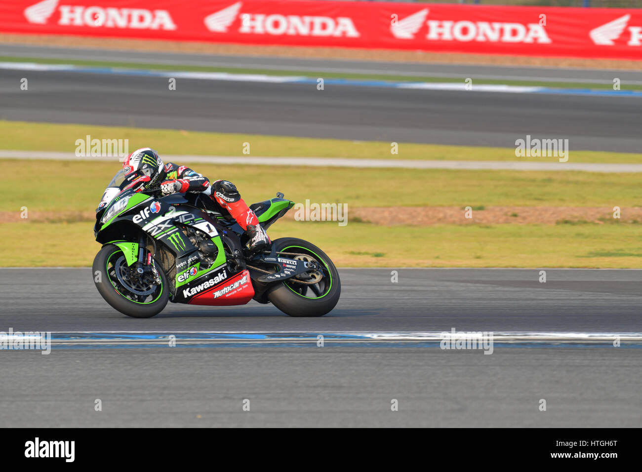 Buriram, Thailand. 11th Mar, 2017. Jonathan Rea #1 of Great Britain with Kawasaki ZX-10R in FIM Superbike World Championship (SBK) at Chang International Circuit on March 11, 2017 in Buriram Thailand. Credit: Chatchai Somwat/Alamy Live News Stock Photo