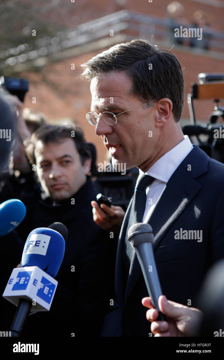 The Hague, Netherlands. 15th March 2017. Mark Rutte gives an interview ...