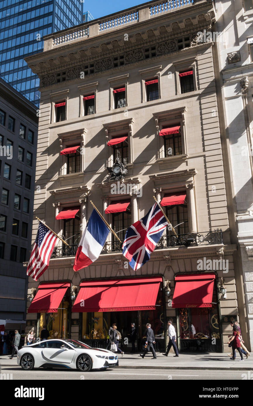 NEW YORK - MARCH 3, 2022: Cartier Fifth Avenue Mansion And Versace