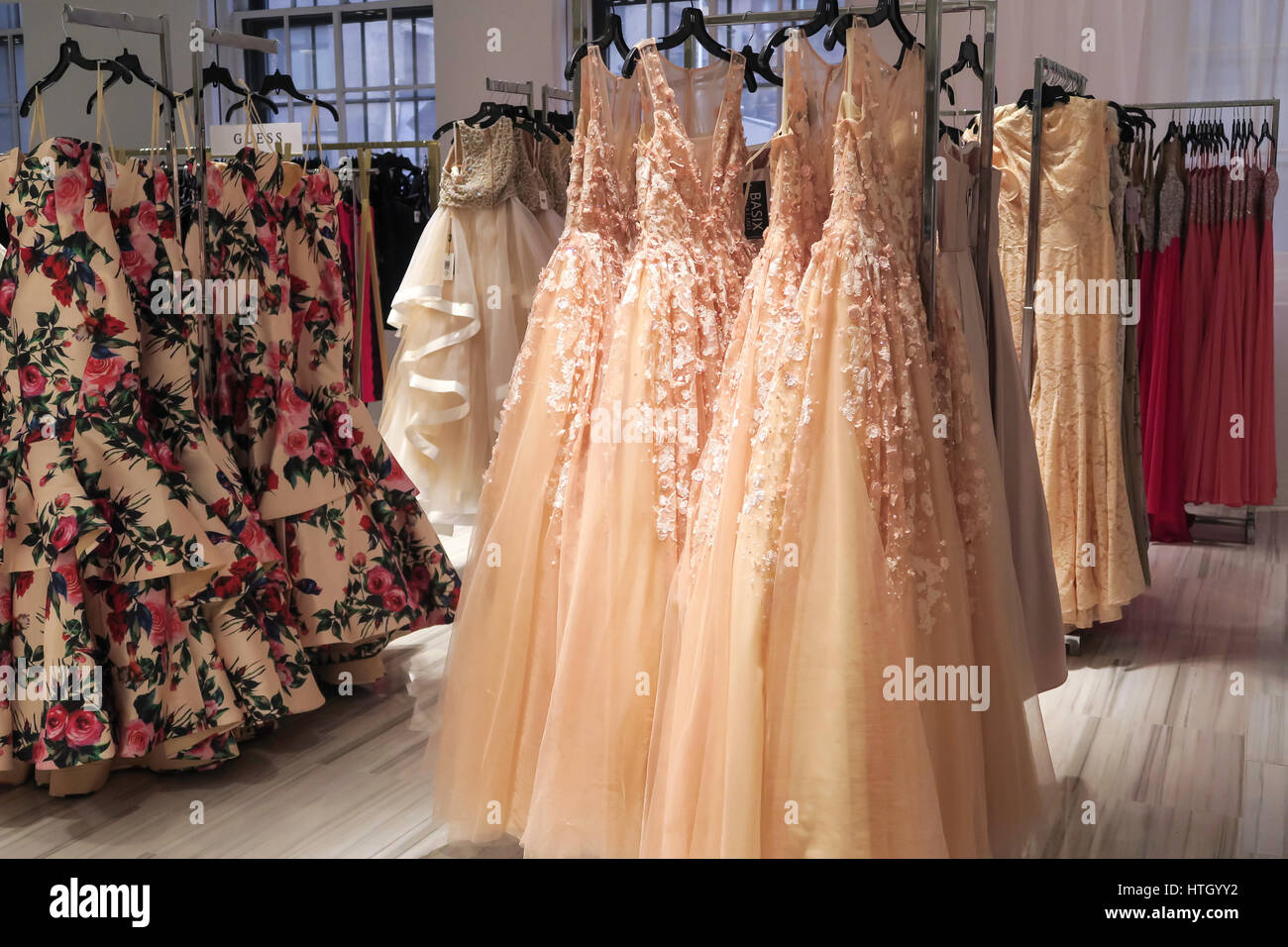 lord & taylor ladies dresses