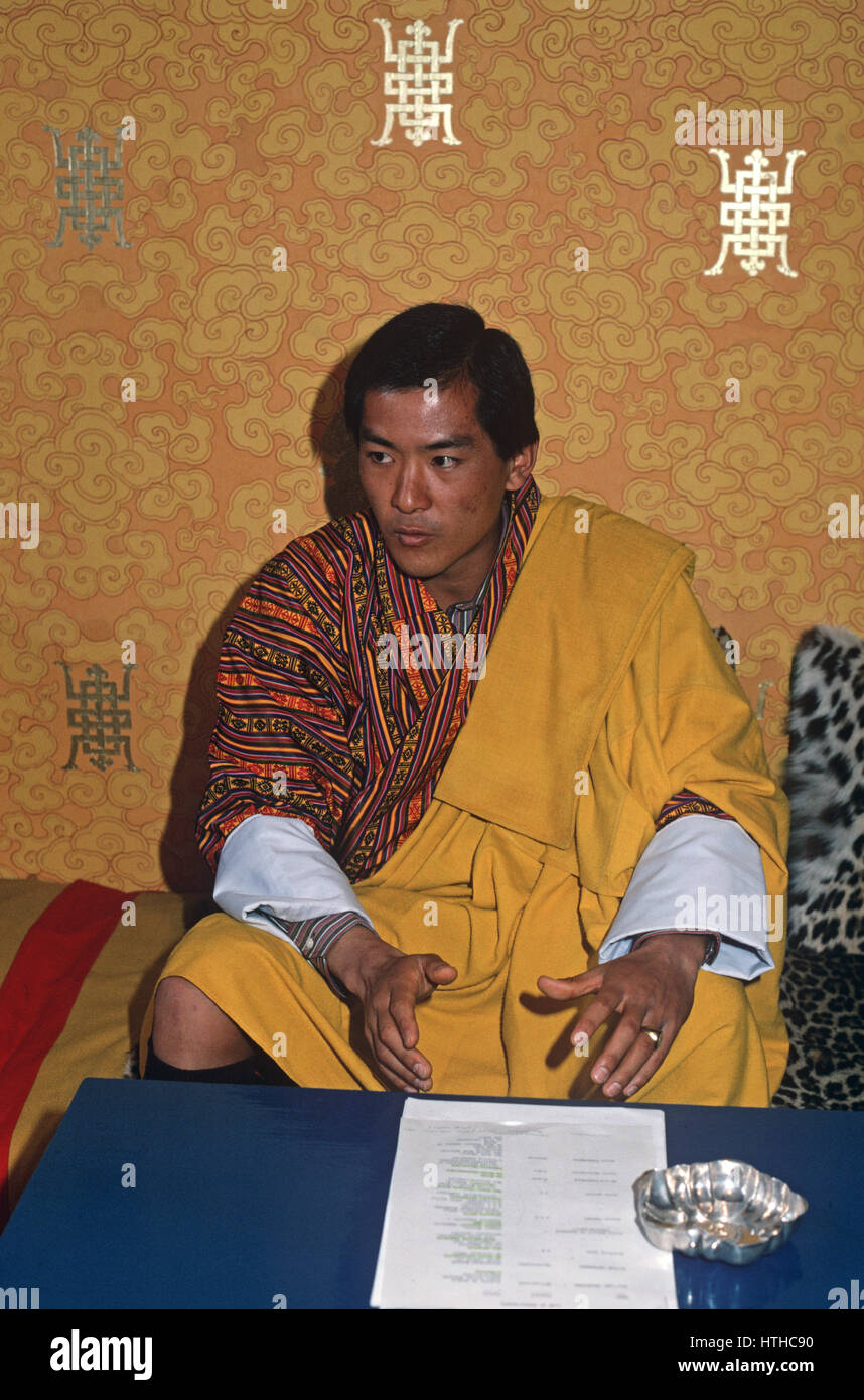 His Majesty Jigme Singye Wangchuck, King of Bhutan, Bhutan, Himlaayas Stock Photo Alamy