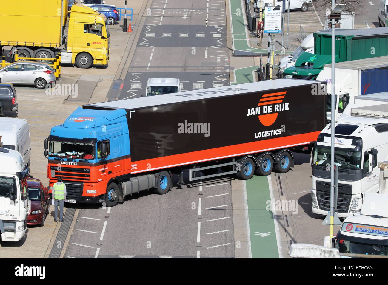 HEATHROW CARGO TERMINAL Stock Photo Alamy