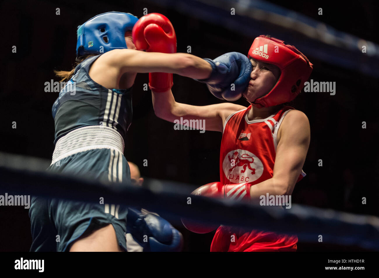 Cambridge, UK. 10th March, 2017. Oxford vs Cambridge. 110th Boxing