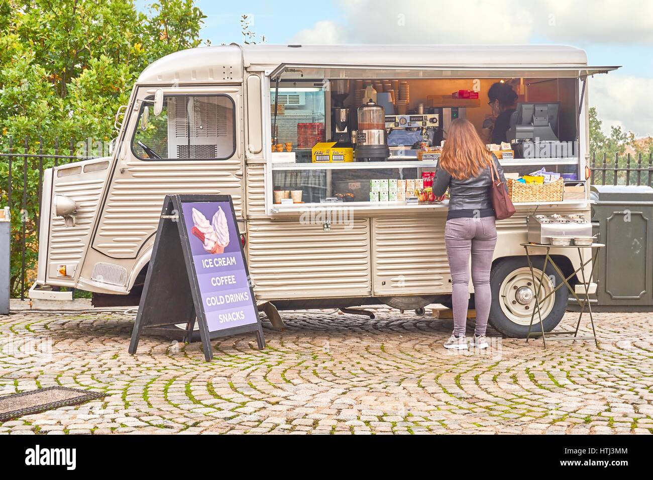 Mobile coffee van uk hires stock photography and images Alamy
