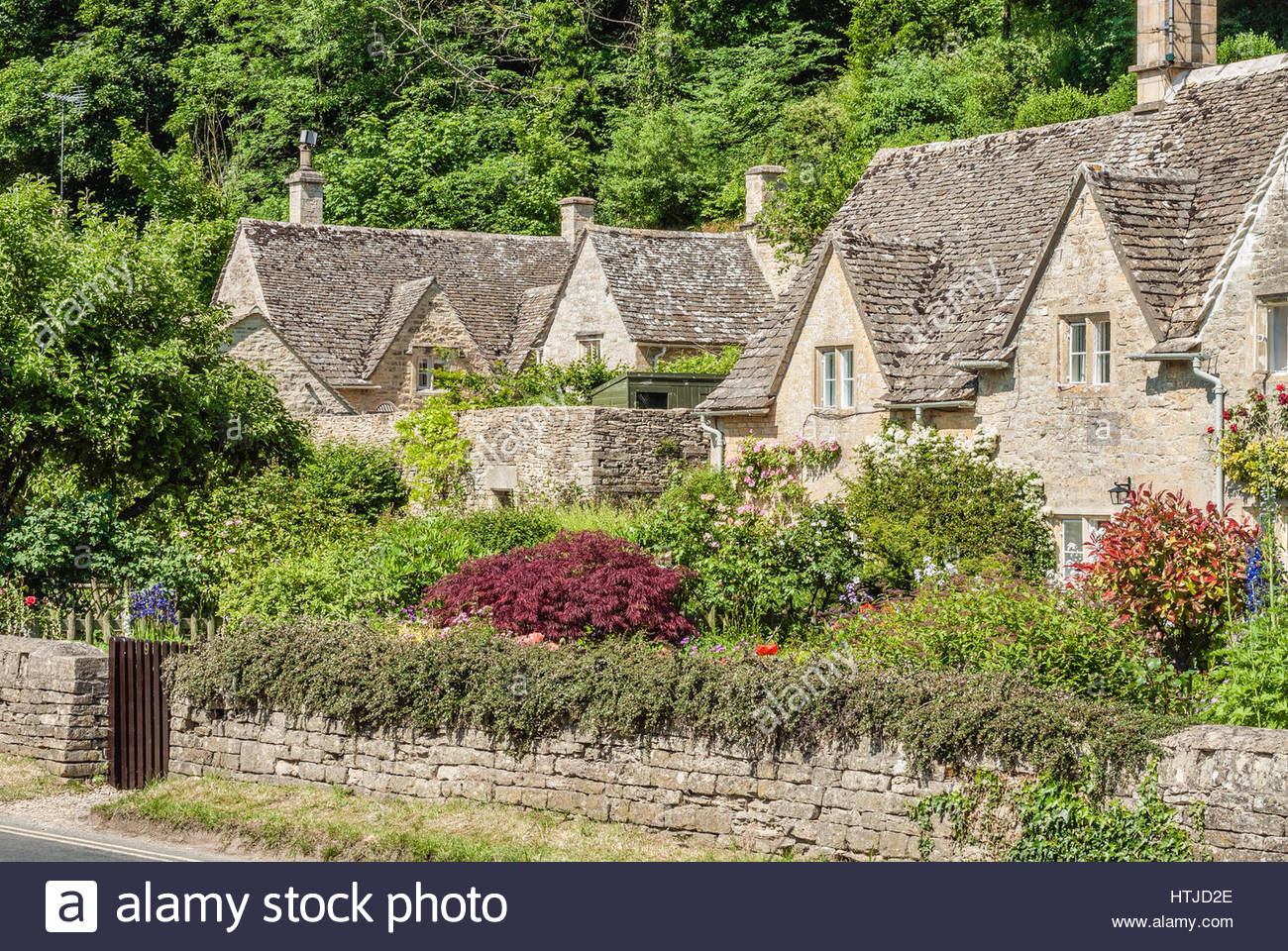 Traditional Weaver Cotswolds Cottages In Bibury Near Cirencester