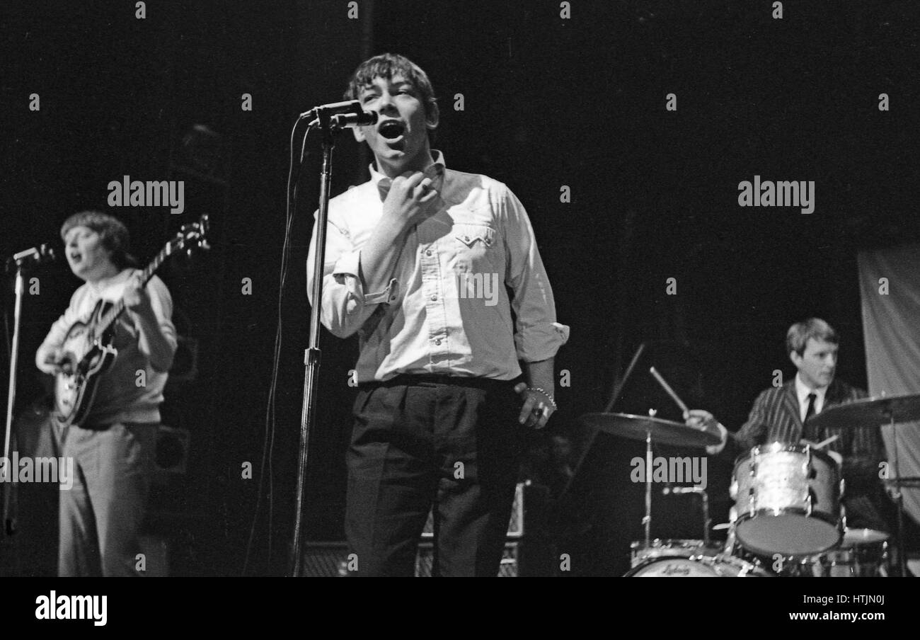 Eric Burdon, singer of British rock band The Animals, on the stage of the Olympia Hall in Paris. 1964 Stock Photo