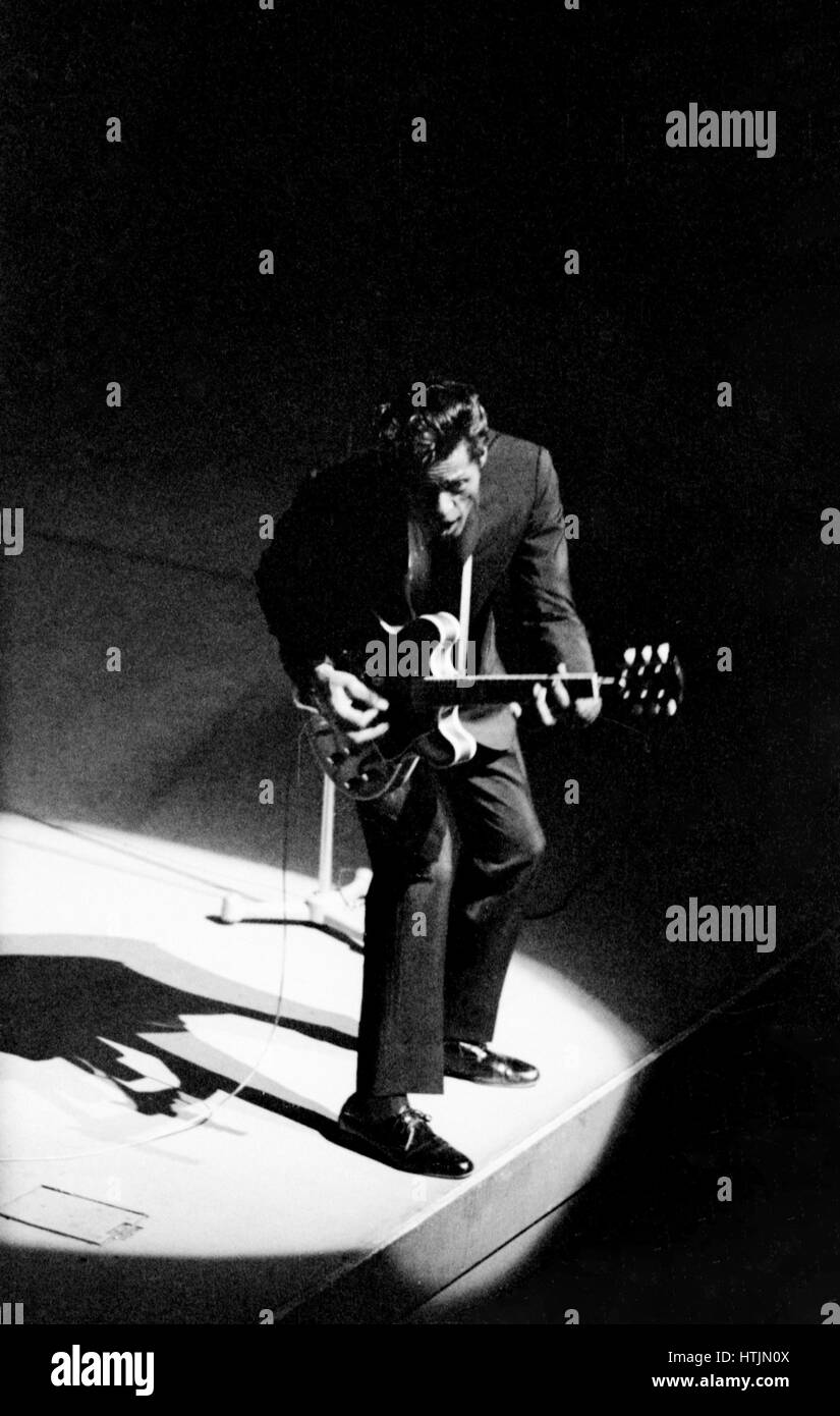 Chuck berry hi-res stock photography and images - Alamy