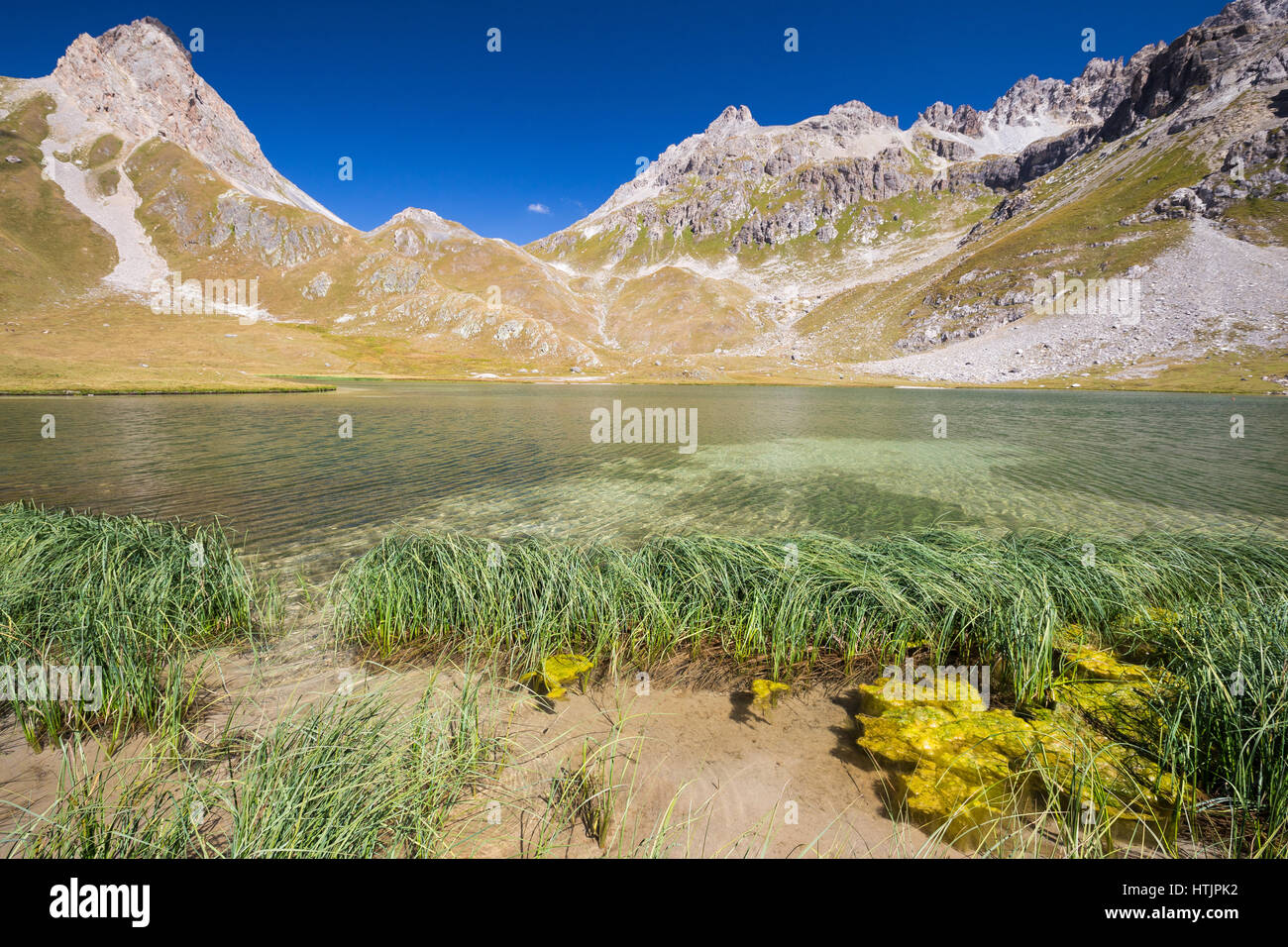 Lac des Cerces. Vallée de la Clarée. Hautes Alpes. Stock Photo