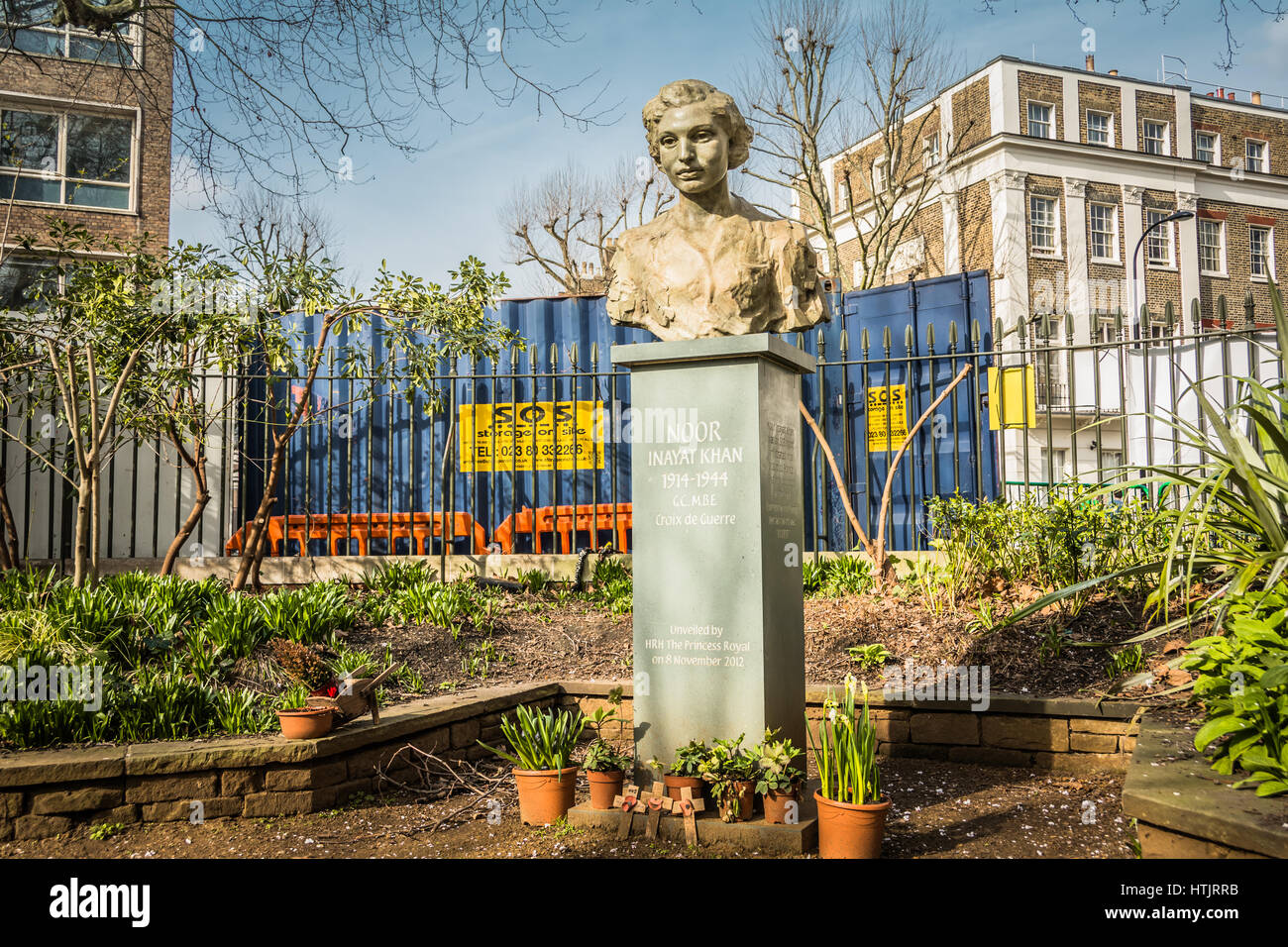 Statue to Noor Inayat Khan, an SOE agent who worked in France during WWII before being tortured and shot by the Nazis. Stock Photo