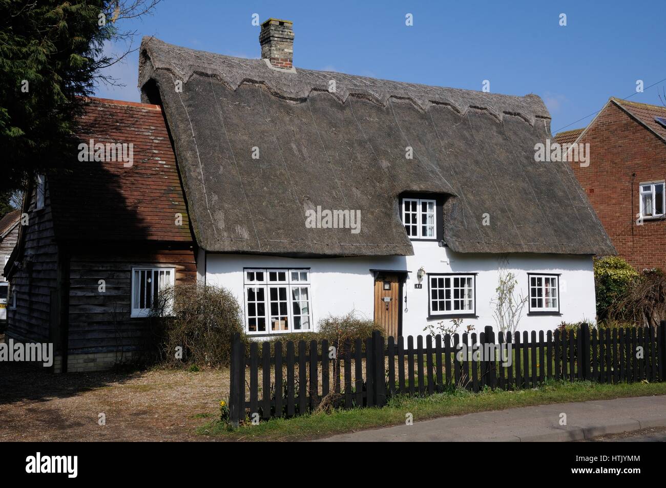 61 High Street, Foxton, Cambridgeshire, is one of the variety of delightful thatched cottages in
