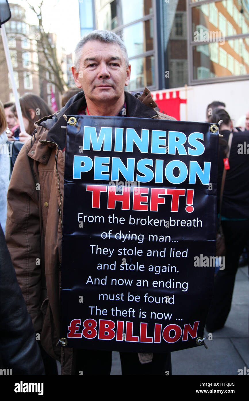 Home Office. London. UK 13 Mar 2017 - Members Of The Orgreave Truth And ...