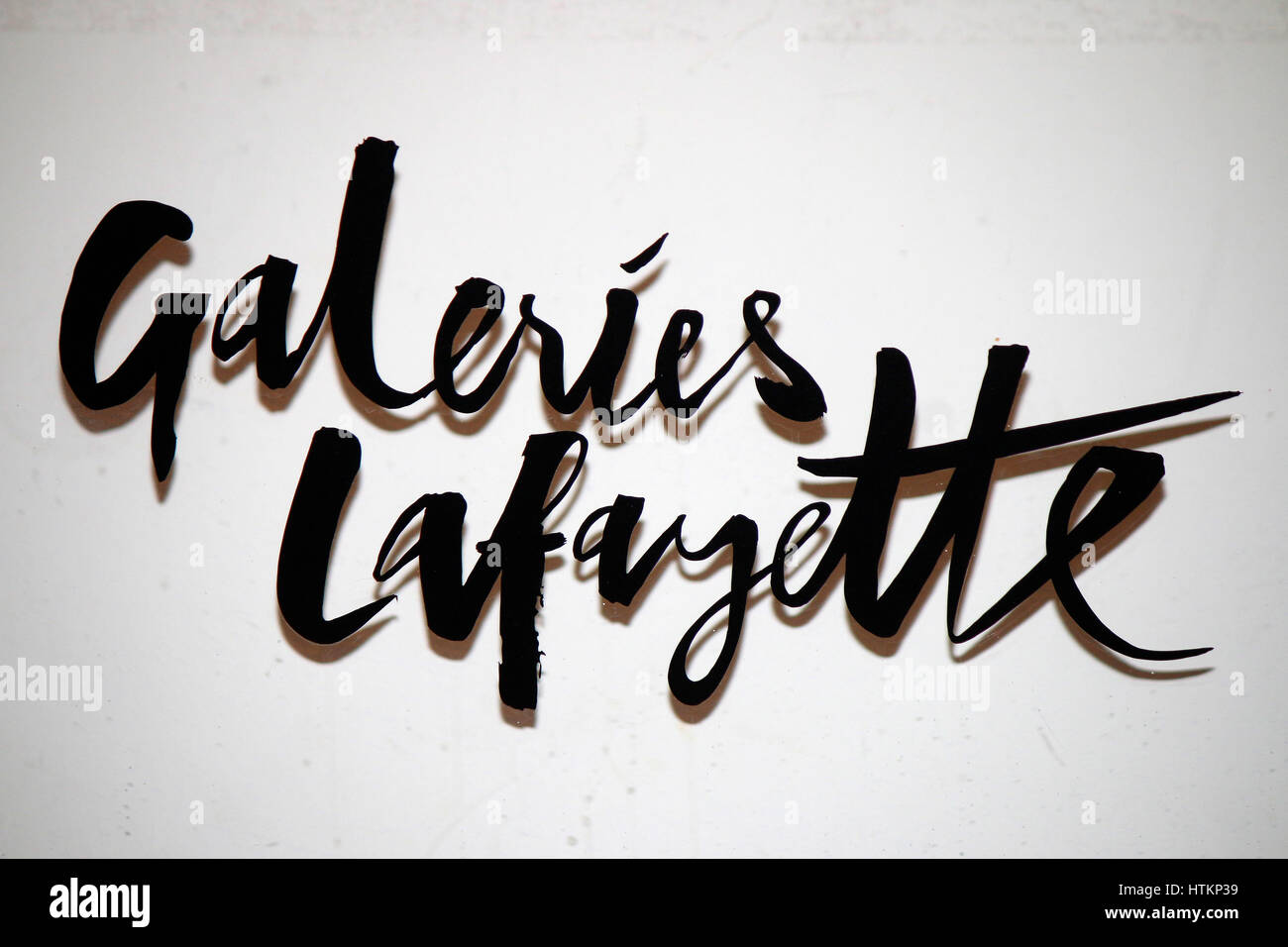 Galeries lafayette logo hi-res stock photography and images - Alamy